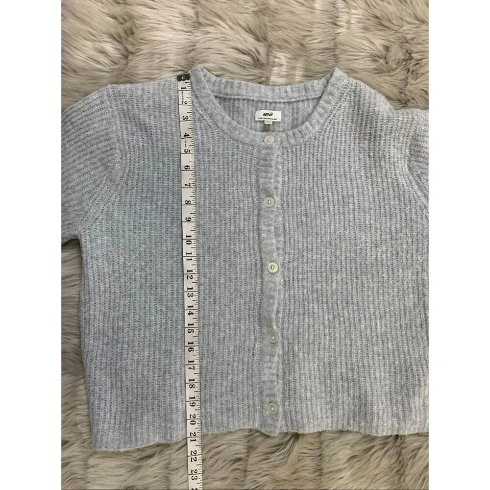 Aerie UnREAL Gray Short Sleeve Button Cardigan Sweater size Medium